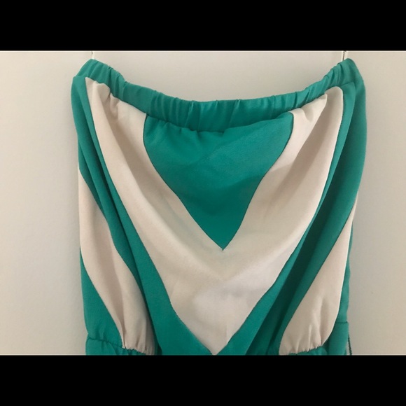 Maxi - Picture 5 of 5